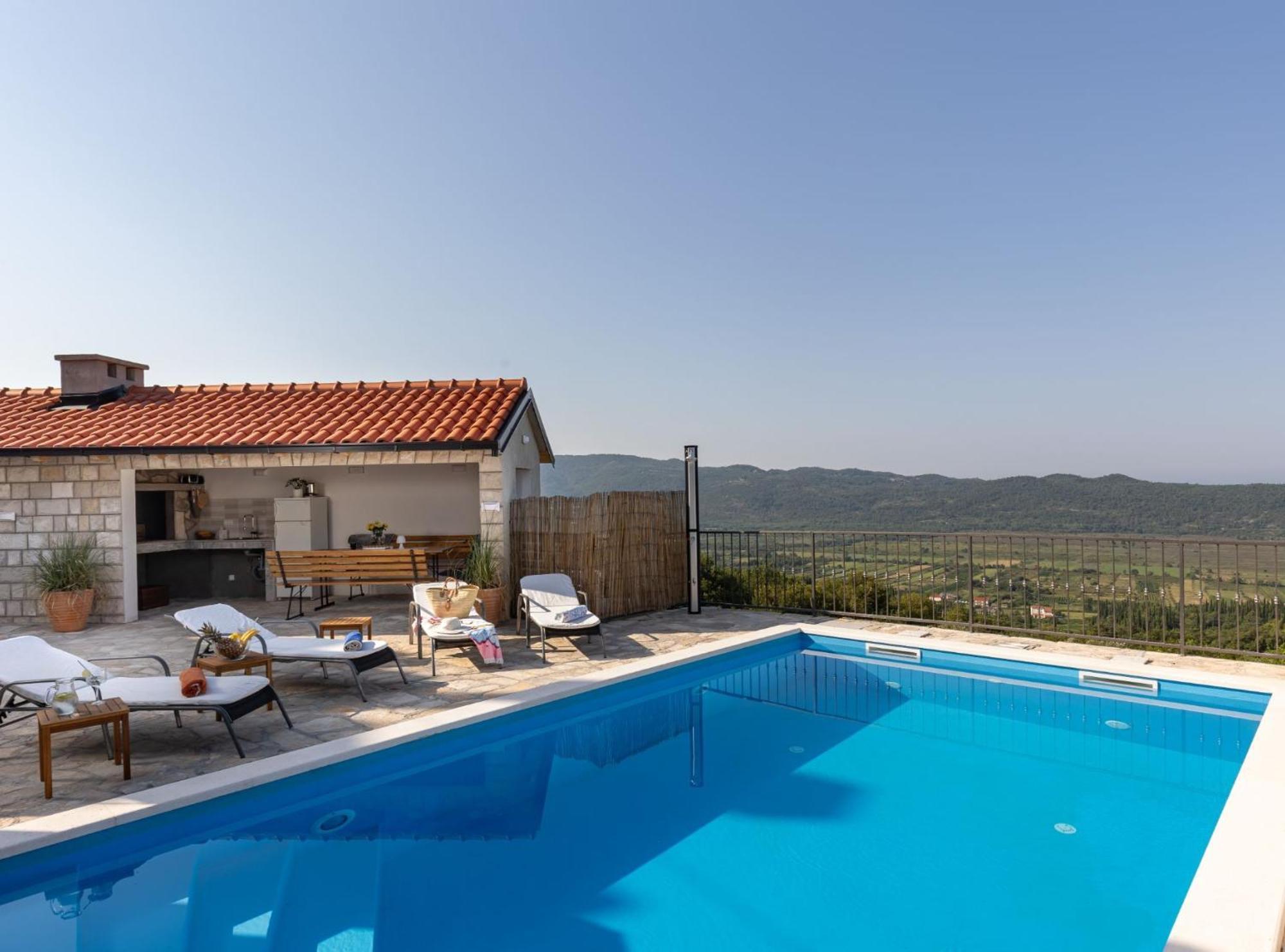 Villa Source With Private Pool Pridvorje Kültér fotó