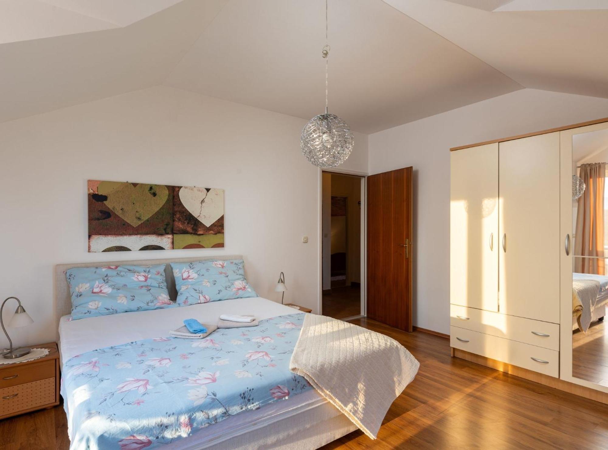 Villa Source With Private Pool Pridvorje Kültér fotó