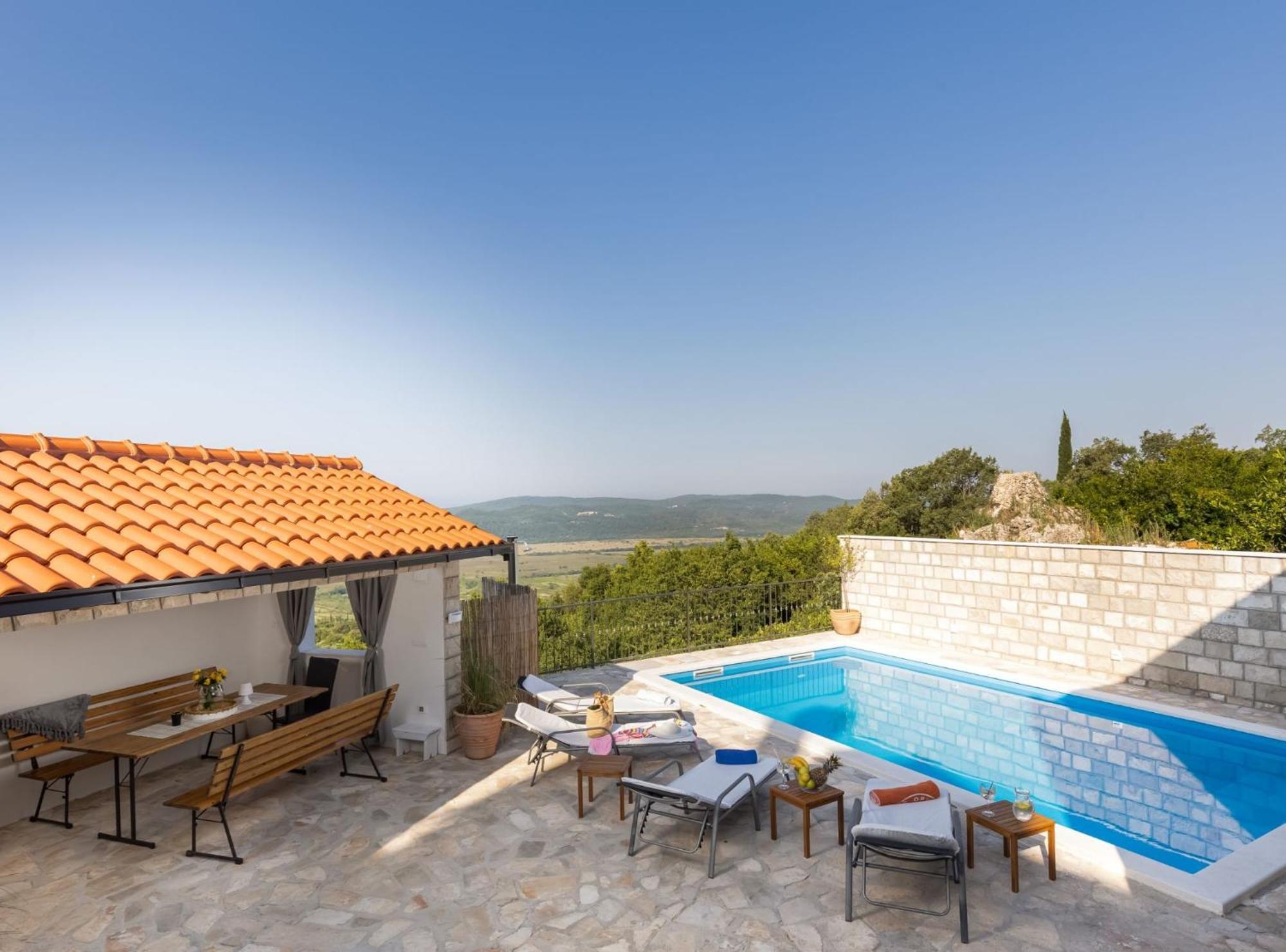 Villa Source With Private Pool Pridvorje Kültér fotó